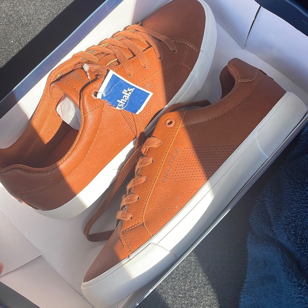 Brown leather mens shoes